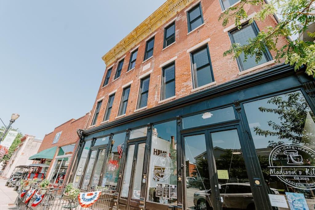 East Main Lofts - Boho 203 Apartment Madison Bagian luar foto