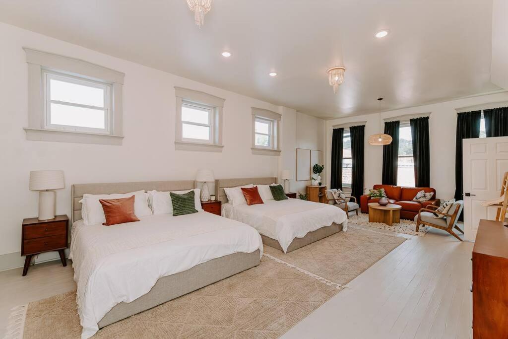 East Main Lofts - Boho 203 Apartment Madison Bagian luar foto